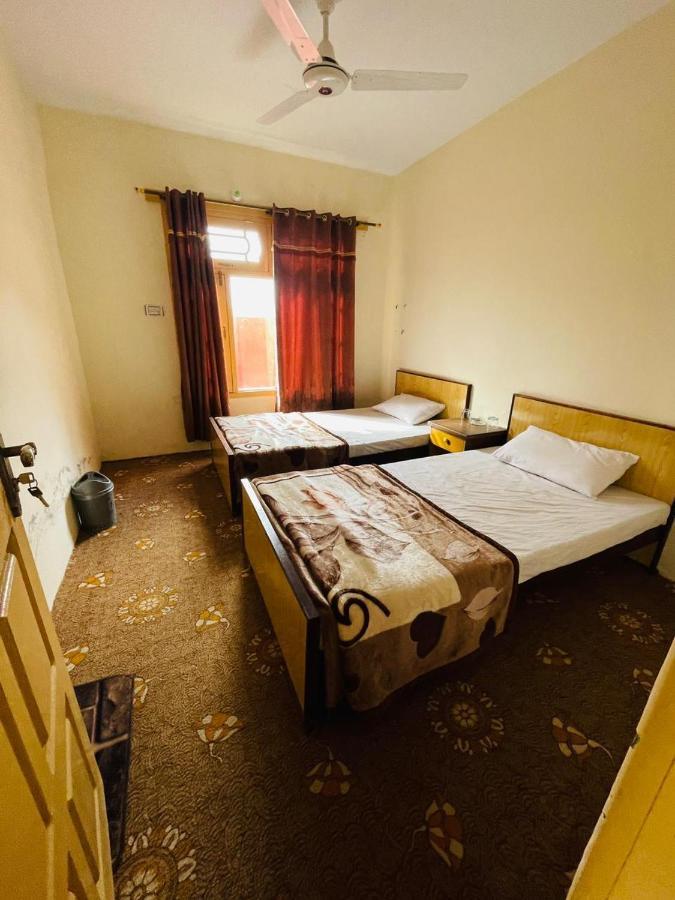 Laal Haveli Hotell Skardu Exteriör bild